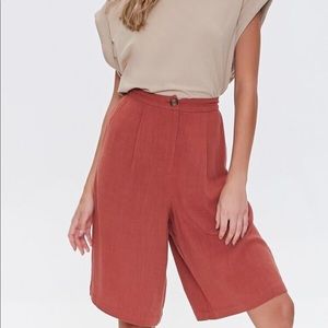 Forever 21 Linen-Blend Bermuda short NWT